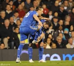 为什么投手在被击出逆转安打后会揉擦球缝线