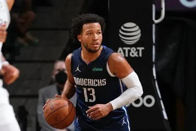 受媒体采访 受媒体采访