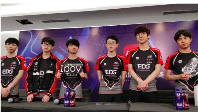 准的射门为 准的射门为